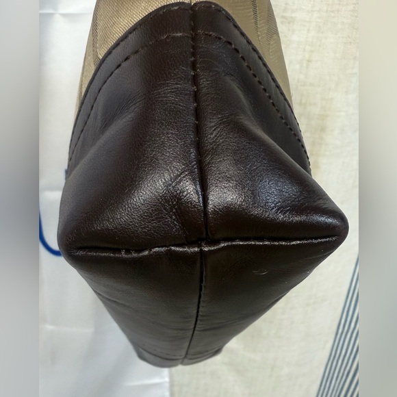 Coach Tan and Black Shoulder Bag - Picture 4 of 14